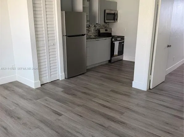 2160 Bay Dr APT 1-5, Miami Beach, FL 33141