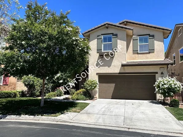 28383 Esplanada Dr, Santa Clarita, CA 91354