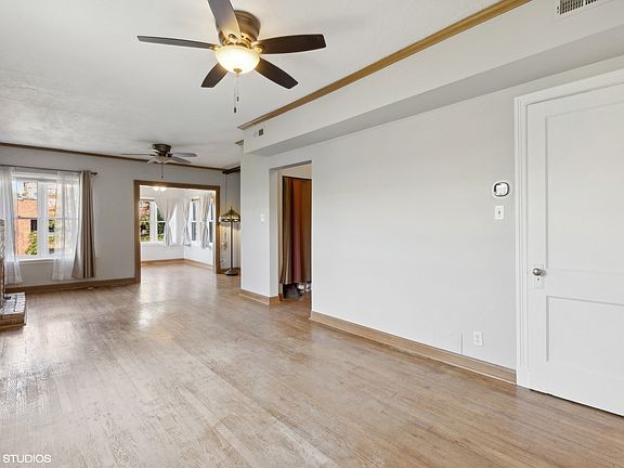 4th image of 1265 W North Shore Ave #3B