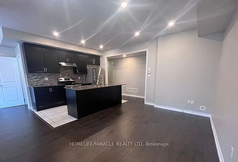 103 Frederick Wilson Ave — Photo 3