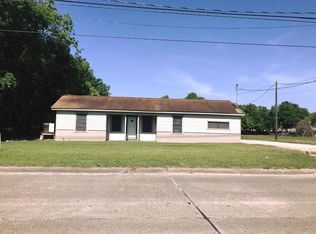 4815 N Main St, Baytown, TX 77521