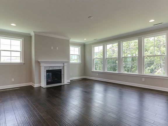 5th image of 2417 Jester Dr