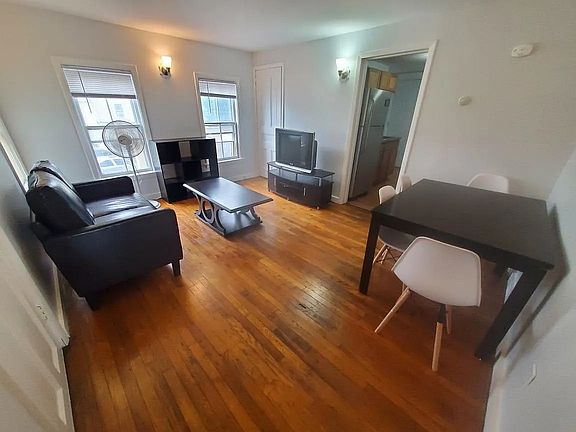 3rd image of 3 Florence Ave #2