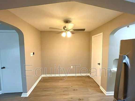 4th image of 2769 Losantiville Ave APT 3