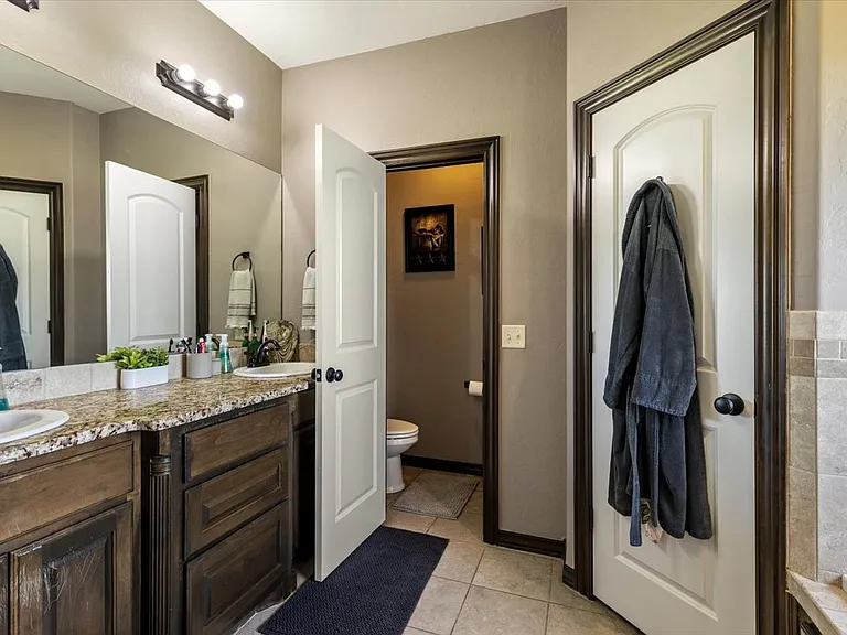 8398 SW Sun Valley Dr — Photo 19