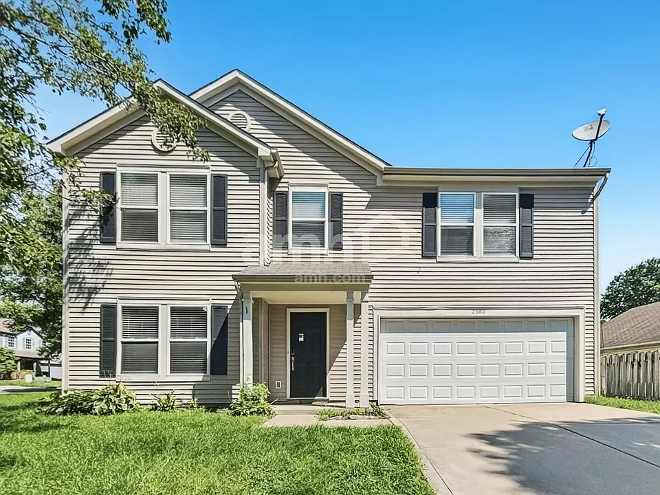 7582 Royal Fern Ln