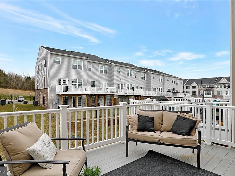 114 Chamomile Ct — Photo 4