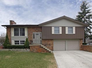 732 Kemah Ct, Evergreen Park, IL