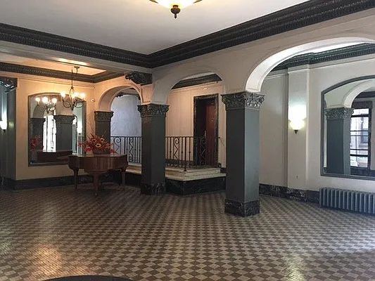 Sold by REMAX Elite | media 25