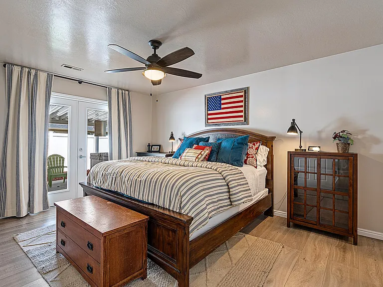 233 N Erastus Dr — Photo 40