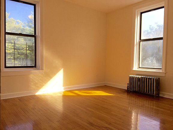 4th image of 4128 Carpenter Ave APT 3D