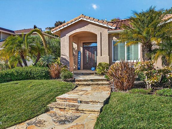 3rd image of 2023 Alborada Dr