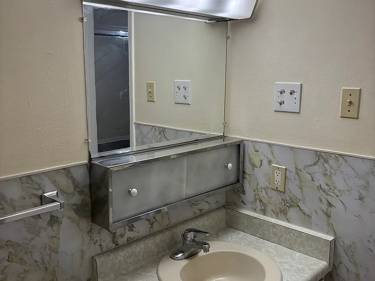 2500 Houma Blvd #303 — Photo 6
