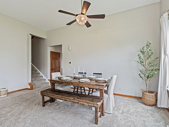 4th image of 1746 Centennial Dr