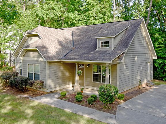3rd image of 875 Stillwaters Dr