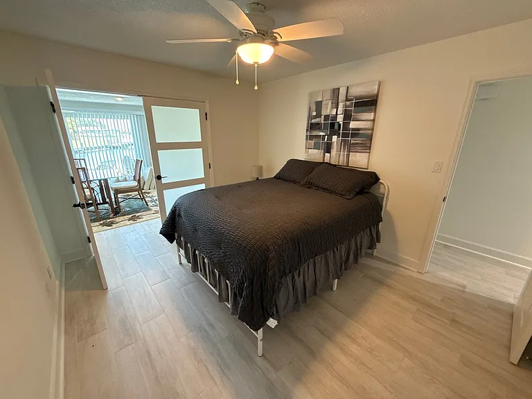 11223 W Bayshore Dr — Photo 12