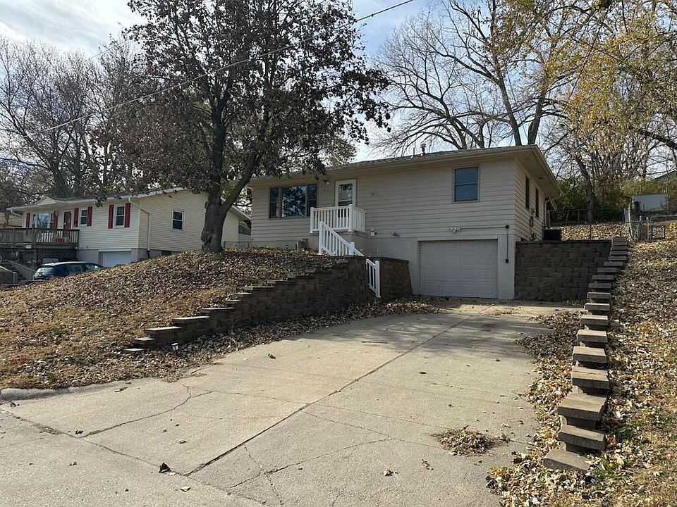1st image of 406 S Grove St
