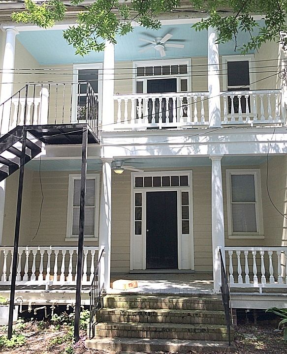 1st image of 35 Vanderhorst St APT 1