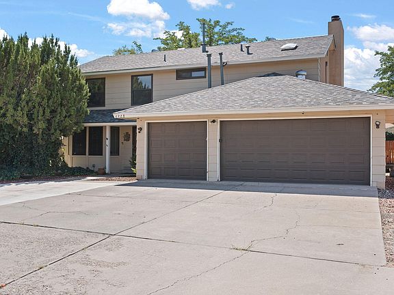 4th image of 6928 Vivian Dr NE