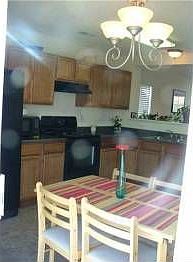 5th image of 504 Knightwood Dr