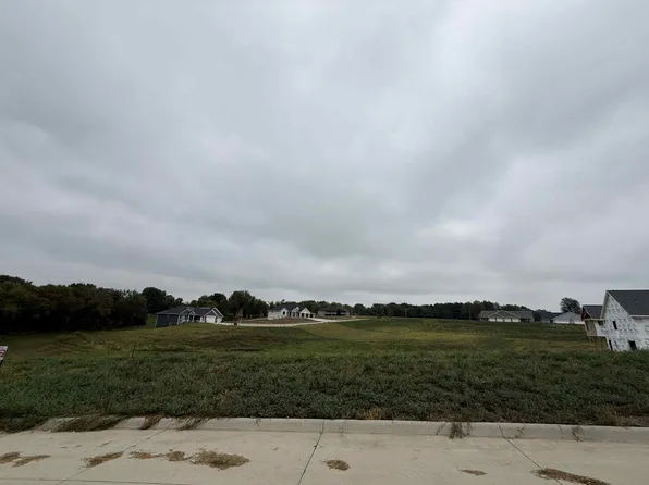 LOT 91 Lasso Ct, Dubuque, IA 52002
