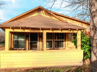 1975 Spring St, Medford, OR 97504