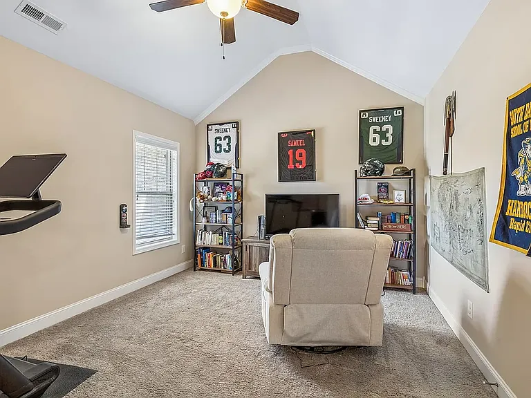 3015 Dogwood Trl — Photo 32