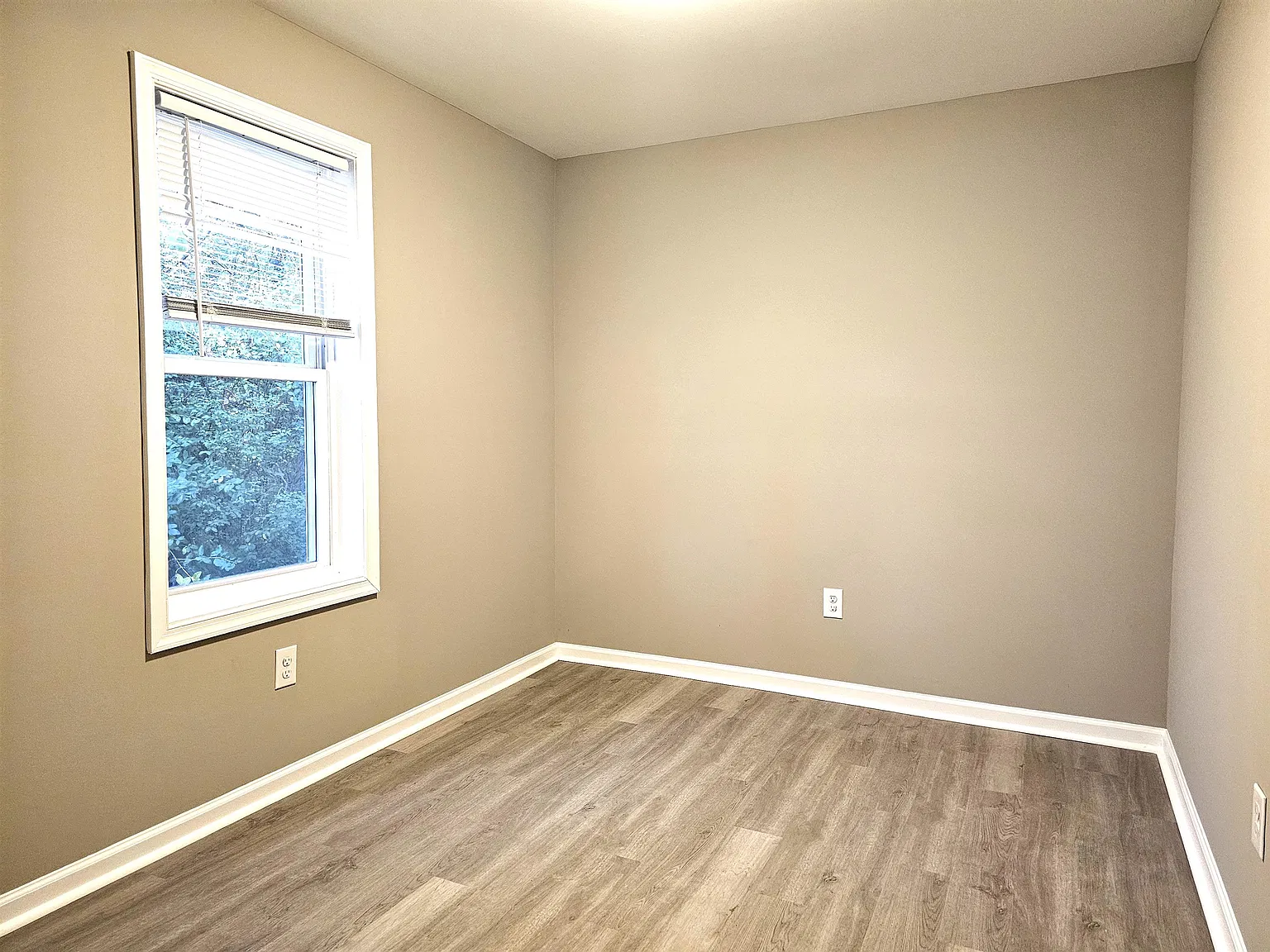 624 Priscilla Street - 1 — Photo 3