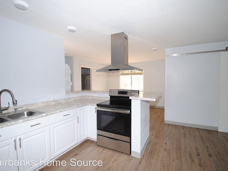 1st image of 4693 Amherst Dr