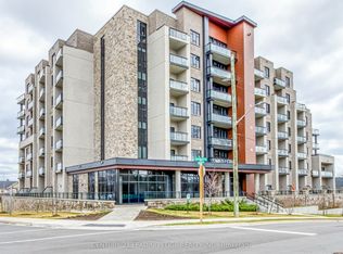 30 Hamilton St S #302, Hamilton, ON L8B1V8