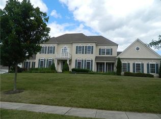 132 Magnolia Dr, Phoenixville, PA 19460