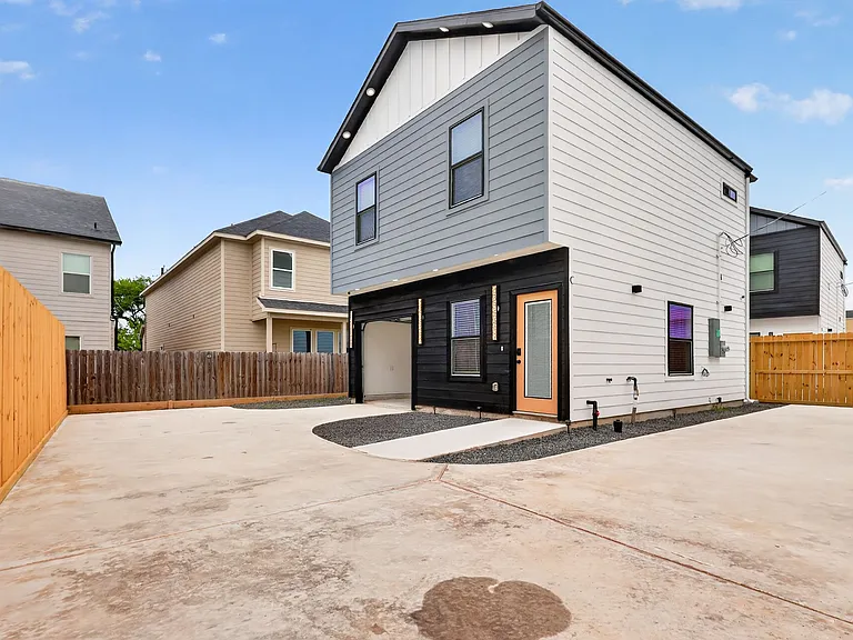 4609 Bricker St #C — Photo 19