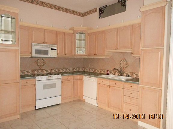 4th image of 3581 Edgewood Ave