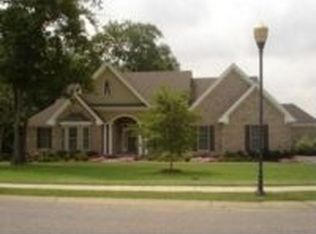 1011 Grassland Chase Dr, Gallatin, TN 37066