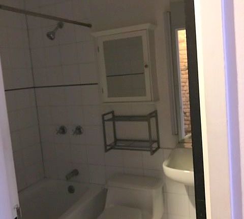 5th image of 129 Mulberry St APT 5B