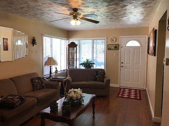 2nd image of 7704 Mayfield Ave