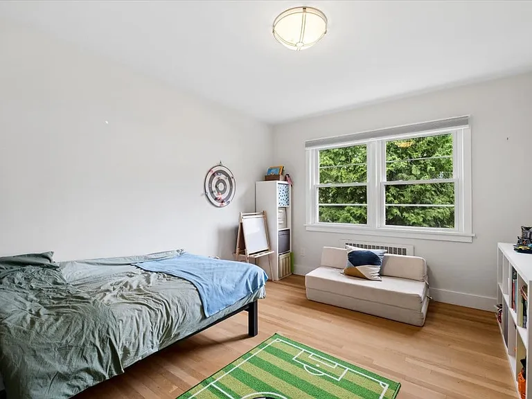 54 Park Cir — Photo 26