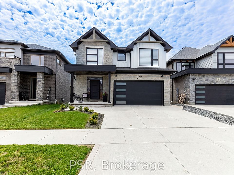 1st image of 577 Doonwoods Cres