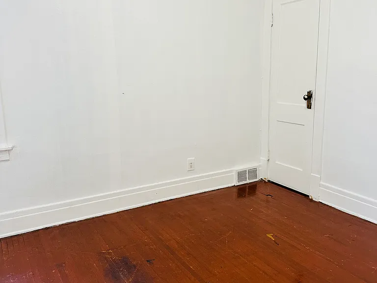 443 Lisbon Ave #2 — Photo 5