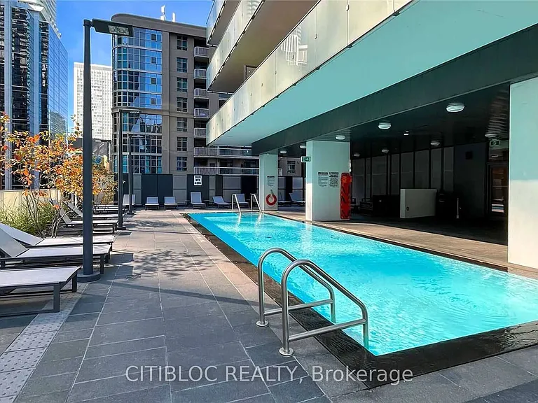25 Richmond St E #2907 — Photo 12