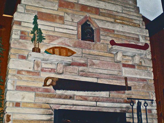FIREPLACE IN GREAT ROOM