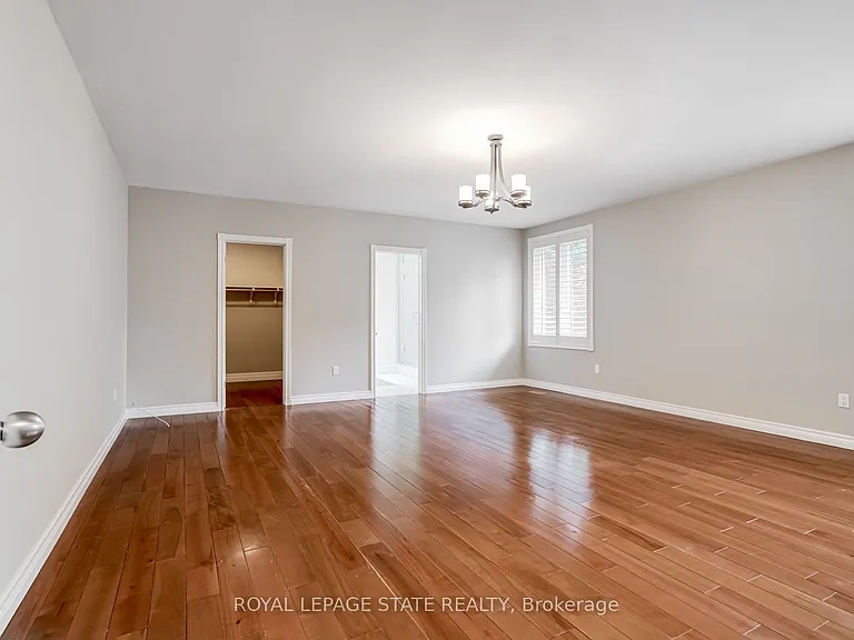 931 Southcote Rd — Photo 32