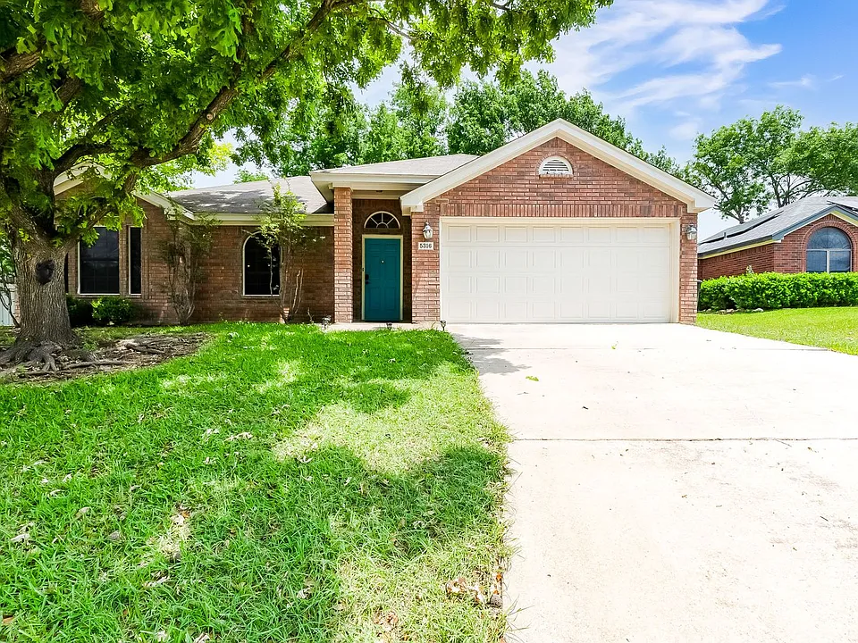 5316 Trail Dr
