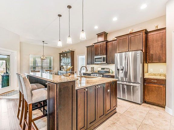 4th image of 8761 Lupine Ln