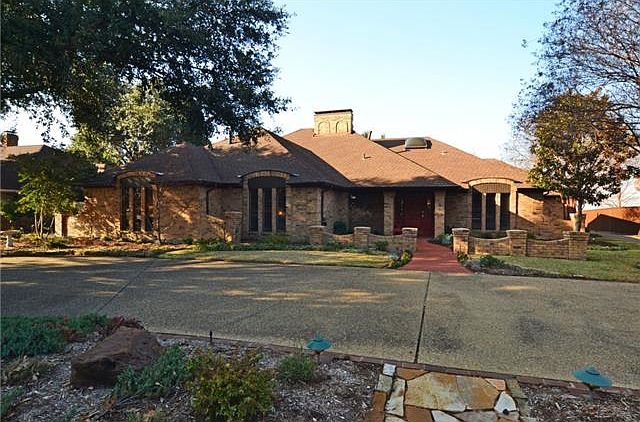 1st image of 806 Agape Cir