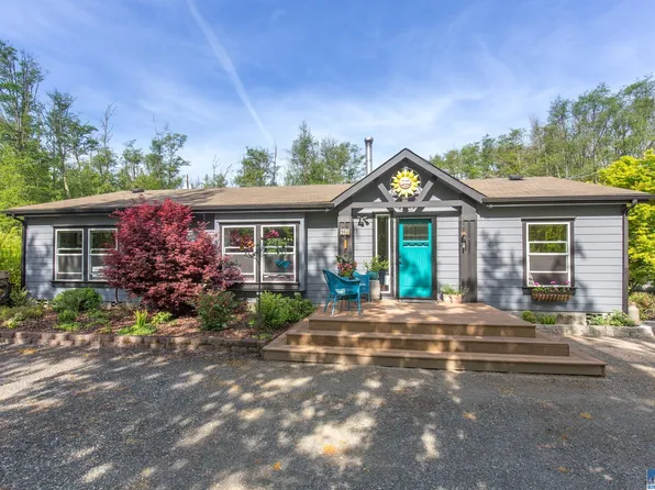 97 Dickinson St, Sequim, WA 98382