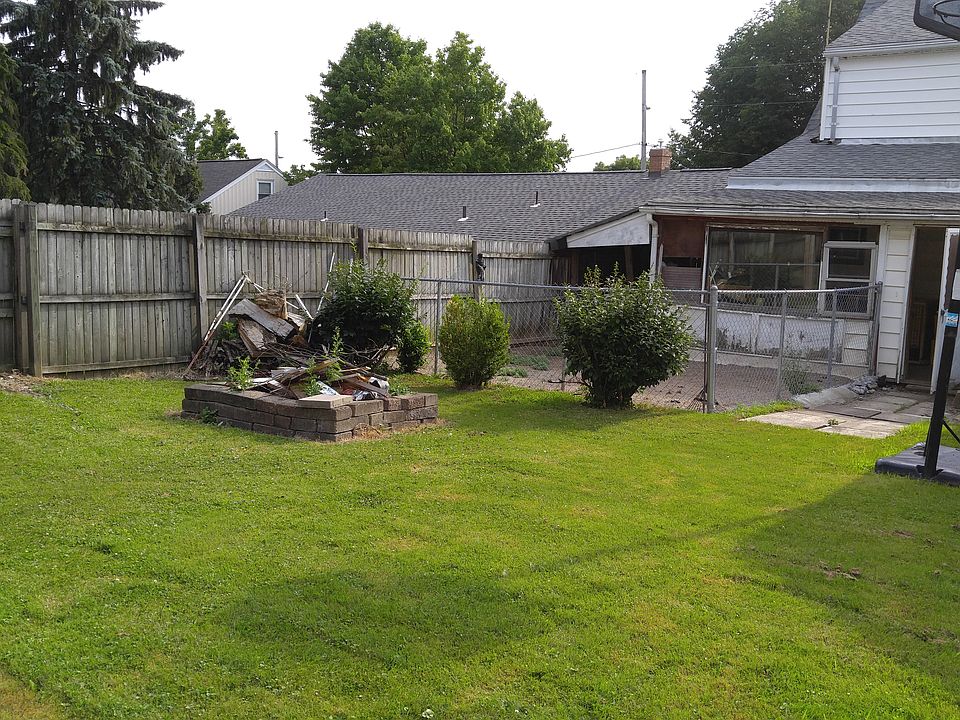1st image of 243 Grandview Ave