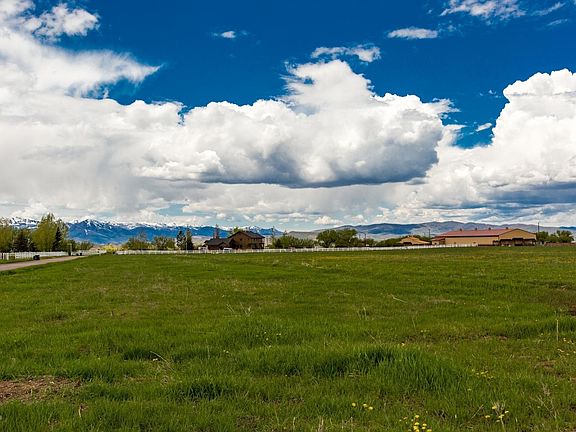 2nd image of 2150 E Elk Meadow Cir #2