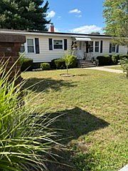 1st image of 2 Castle Rd #118