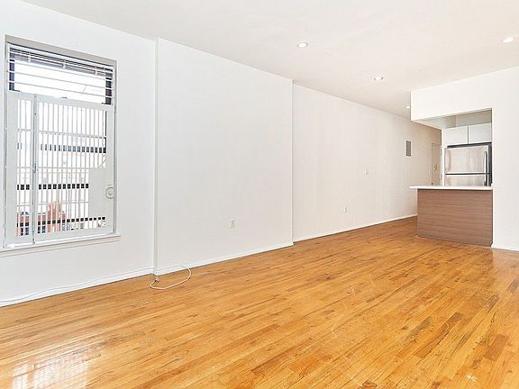 2nd image of 2367 Frederick Douglass Blvd APT 1D